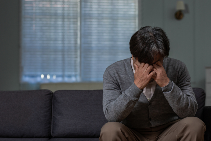 갑자기 말수가 줄어든 배우자, 노인 우울증이 의심 된다